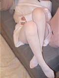 森萝财团萝莉丝足写真 X-012 白丝白毛衣(20)