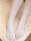 森萝财团萝莉丝足写真 X-012 白丝白毛衣(31)