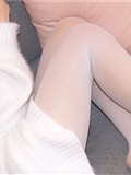 森萝财团萝莉丝足写真 X-012 白丝白毛衣(40)