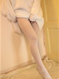 森萝财团萝莉丝足写真 X-012 白丝白毛衣(82)