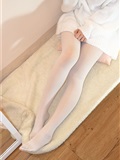 森萝财团萝莉丝足写真 X-012 白丝白毛衣(90)