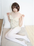 森萝财团萝莉丝足写真 X-057 20D肉丝短棉袜踩物(42)