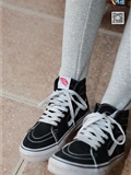 物恋传媒 No.001 清纯系大一女生的vans与棉袜(57)