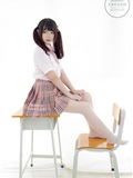 森萝财团萝莉丝足写真 無料-001 JK格子裙(59)