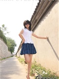 足模亦舒-白衬衫蓝色短裙清纯淑女(3)