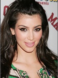 金卡戴珊（KIMKardashian）(3)