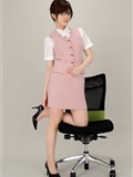 NO.00365 Yoshiho Araki 荒木よし穂 Office Lady(79)