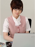 NO.00365 Yoshiho Araki 荒木よし穂 Office Lady(105)