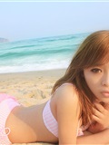 90后氧气女生裴紫绮沙滩比尼写真　北京美女艺人高清写真(10)
