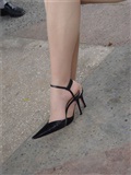 敏敏OL户外写真 中高艺美腿丝袜(2)